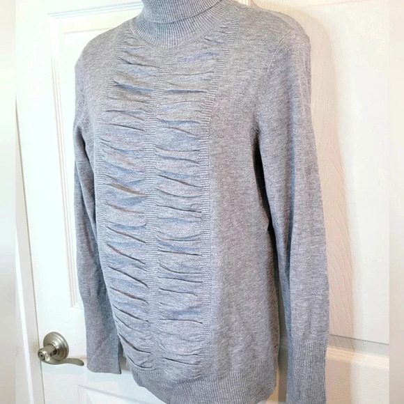 CACHE Women's Turtleneck Long Sleeve - Picture 2 of 7